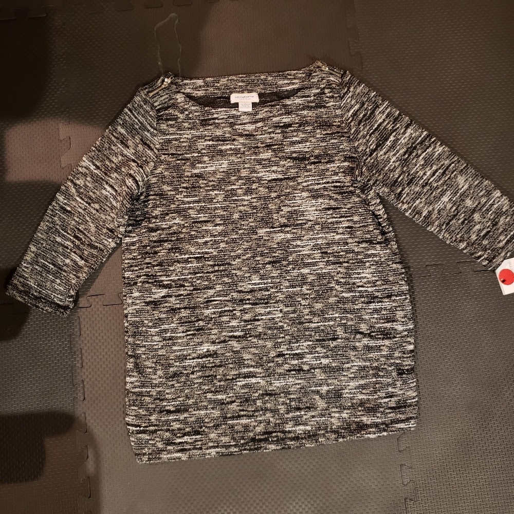 Shoulder Zip Sweater
